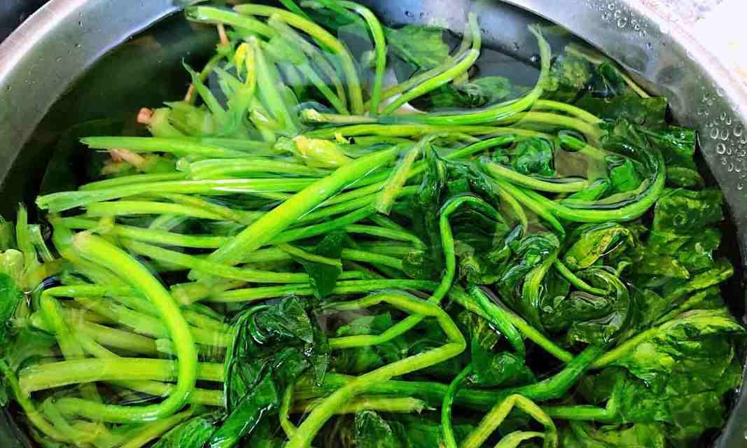 猪肝菠菜粥怎么做？有哪些营养功效和常见问题解答？  第3张