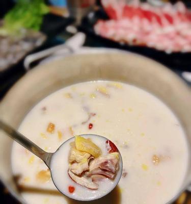 猪肚肉皮汤的做法是什么？如何在家轻松制作？  第2张