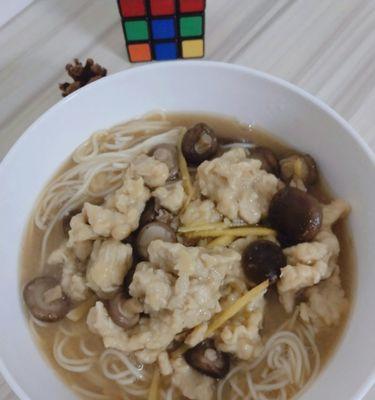 三丝溜滑肉的做法是什么？如何在家轻松制作？  第2张