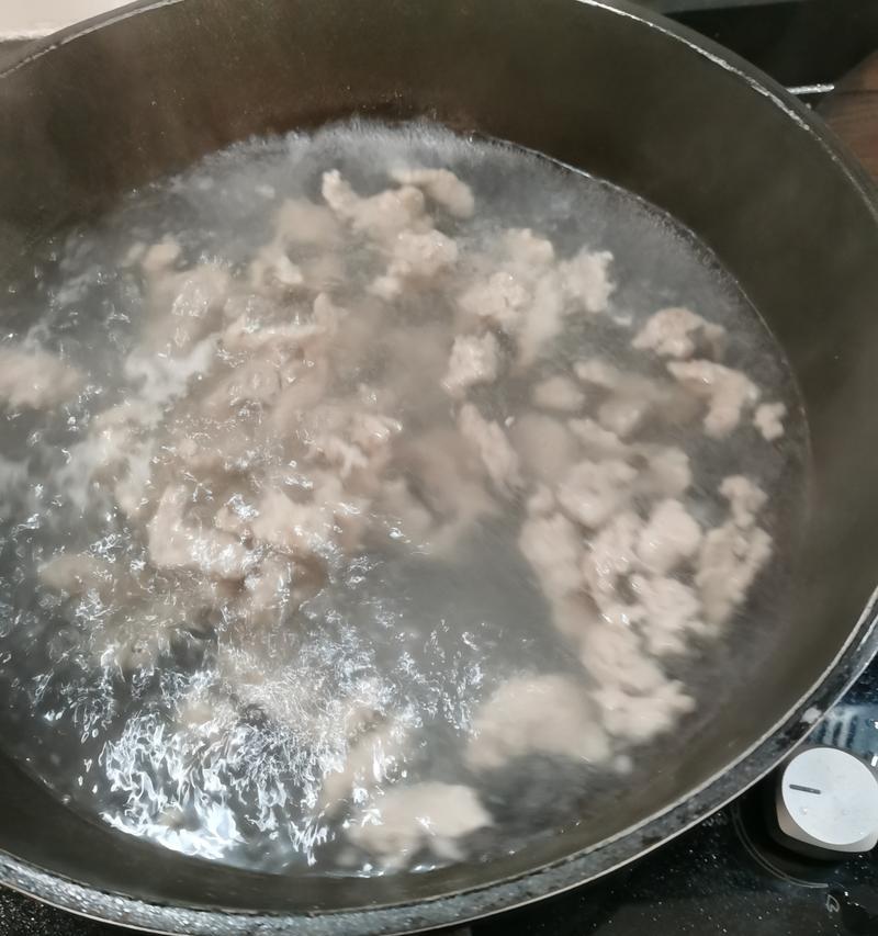 白豆腐瘦肉汤怎么做？有哪些步骤和技巧？  第3张