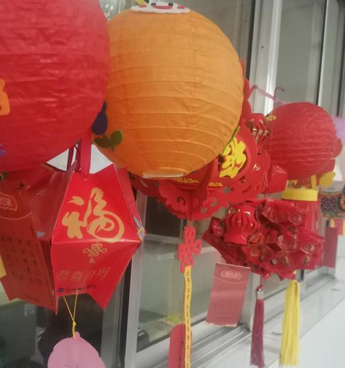 正月十五闹元宵翡翠莲花灯怎么做？步骤和材料有哪些？