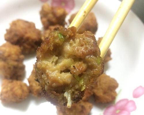 蒸豆腐酱瓜肉丸子怎么做？步骤和技巧有哪些？