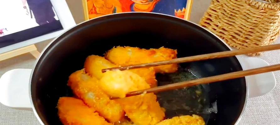 炸香蕉卷的做法是什么？如何在家轻松制作？  第2张