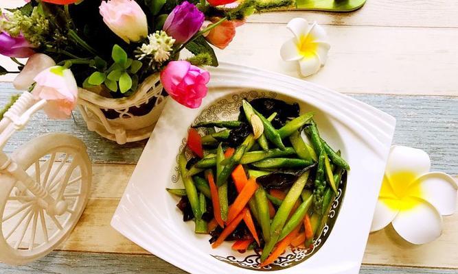 清炒芦笋怎么做？步骤是什么？