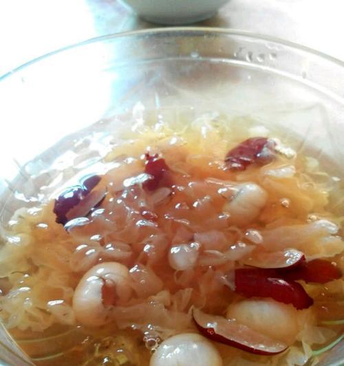 银耳露怎么做？制作银耳露的步骤和常见问题解答？