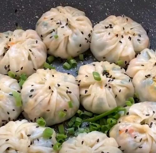 自制的包子怎么做？有哪些步骤和技巧？