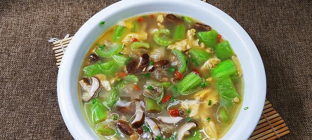 瘦肉丝瓜汤怎么做？有哪些步骤和技巧？
