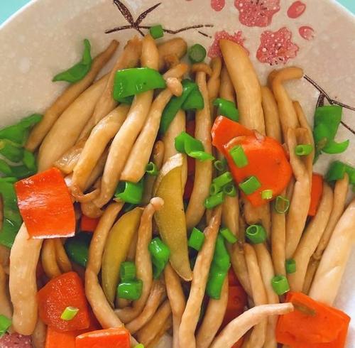 鹌鹑蛋烧白玉菇怎么做？步骤和技巧有哪些？