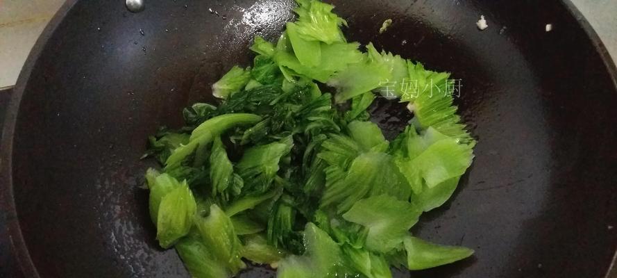 炒芥菜皮怎么做？有哪些步骤和技巧？