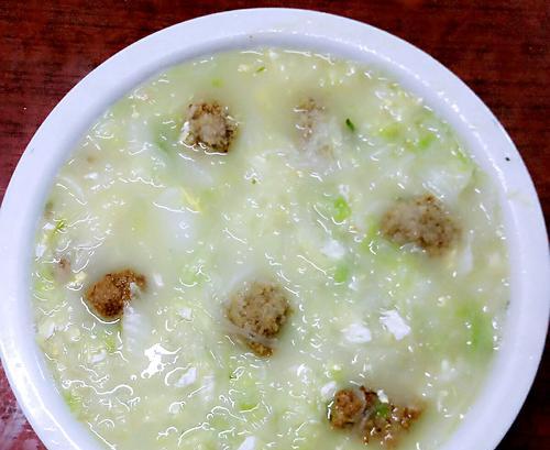 白菜莲花汤的做法是什么？如何在家轻松制作？  第2张
