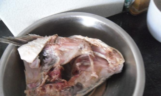 馋嘴鱼头怎么做才最美味？详细步骤解析！  第2张