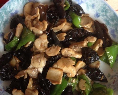 清炒蘑菇怎么做？步骤和技巧有哪些？  第3张