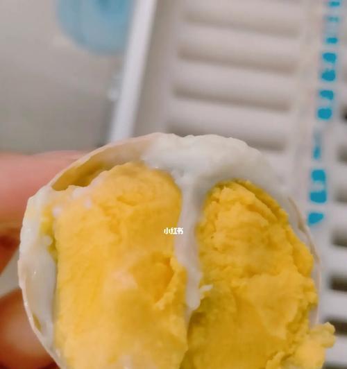 蒸双黄蛋怎么做？步骤和技巧有哪些？
