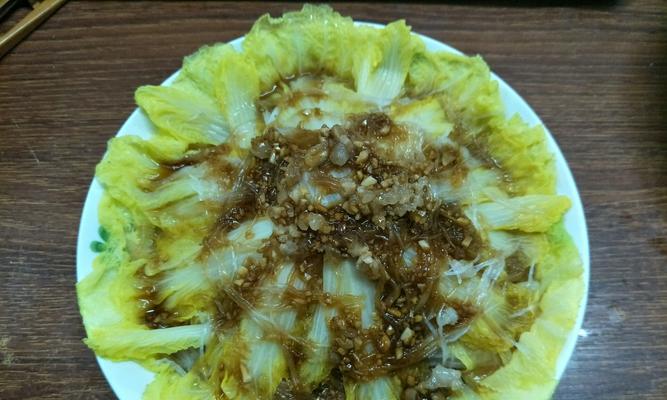 清淡白菜的营养与做法（白菜的多重营养价值及制作美食技巧）