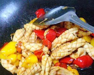 彩椒鱿鱼的制作方法（健康美味）