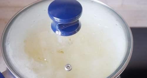 如何制作美味阿胶银耳羹（传统食谱）