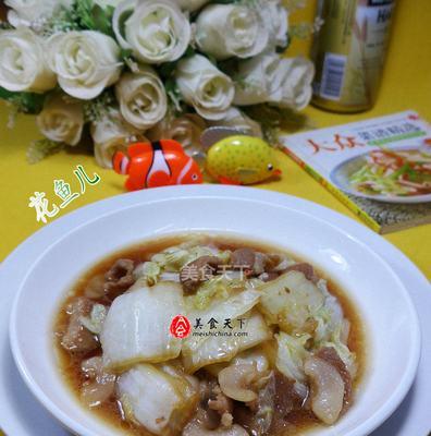 榛蘑炒白菜美食制作方法详解（做法简单易学）  第1张