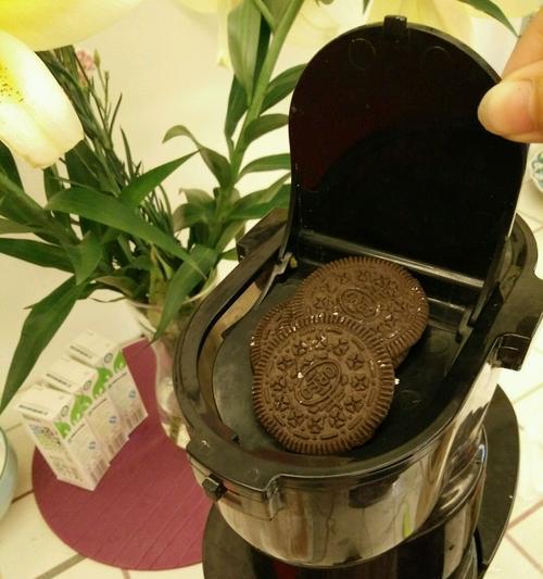 奥利奥麦旋风的制作方法与步骤（用自制麦旋风享受无限快乐）