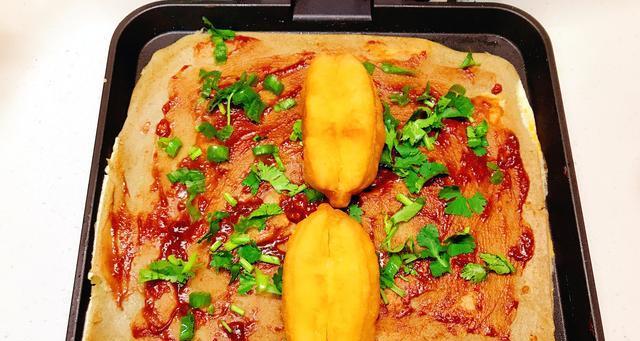 自制煎饼的制作技巧（如何制作出美味可口的自制煎饼）