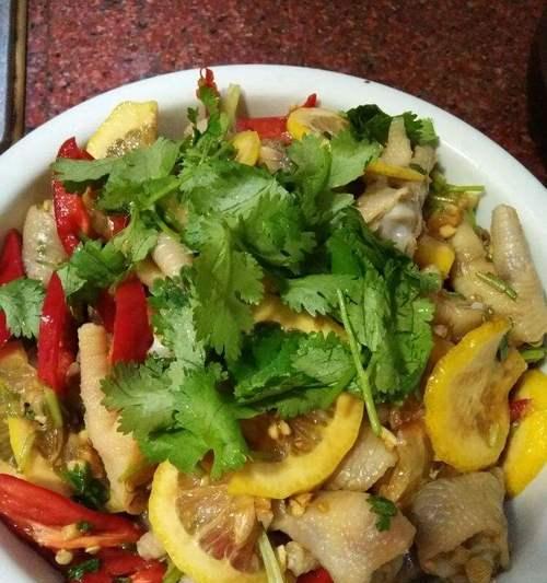 酸辣鸡脚怎么做？有哪些步骤和技巧？  第2张