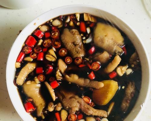 酸辣鸡脚怎么做？有哪些步骤和技巧？  第3张