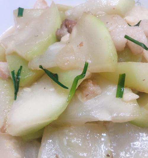 清炒蒲瓜丝，美味又健康（如何做出营养丰富的清炒蒲瓜丝）