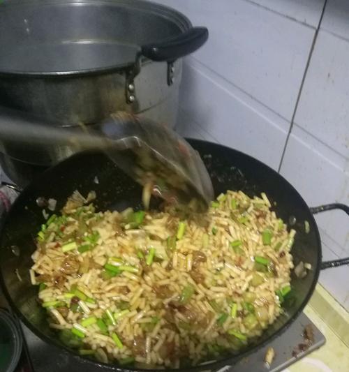 素丁丁炒面怎么做？详细步骤和常见问题解答？  第3张