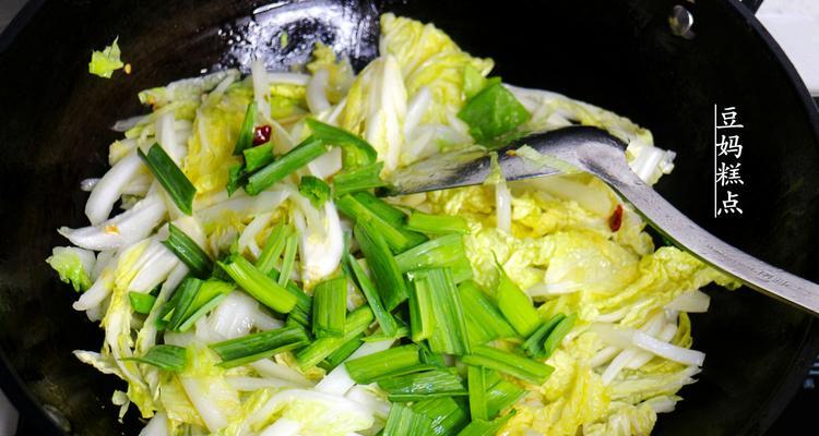 日式爽口白菜猪肉怎么做？有哪些步骤和技巧？