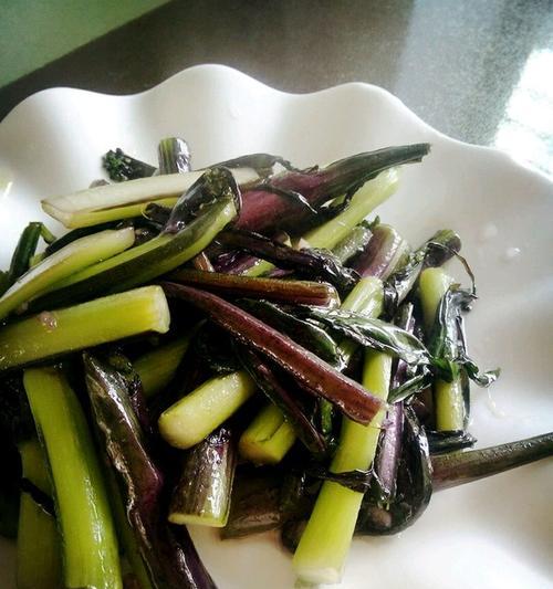 爆炒红油菜苔怎么做？步骤和技巧有哪些？  第3张