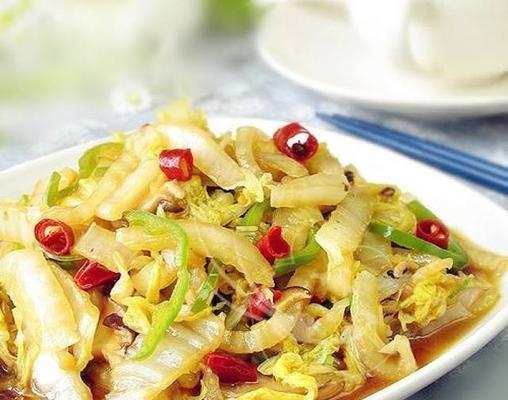 如何制作美味的白菜炒春笋？步骤和技巧是什么？  第2张