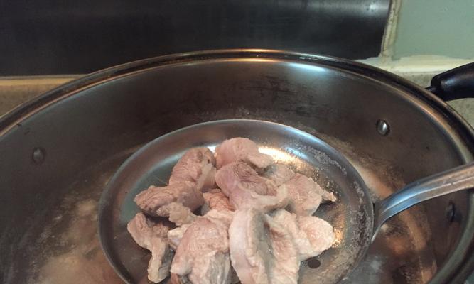 清炖瘦肉汤的做法是什么？如何做出鲜美的清炖瘦肉汤？  第3张