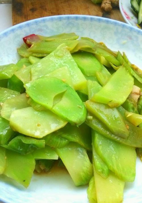 清炒绿甘蓝怎么做？步骤和技巧有哪些？  第2张