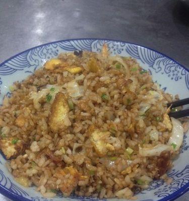 炒花饭的做法是什么？如何做出美味的炒花饭？