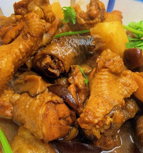 菜干煲鸡汤的做法是什么？如何煲出鲜美的鸡汤？