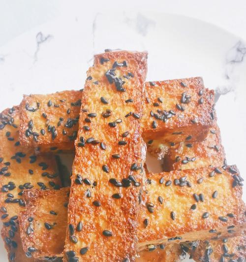 手工制作芝麻奶香土司（用心做出口感鲜美）