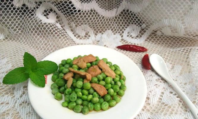 美食天堂-青豆炒核桃（健康饮食从小事做起）