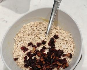 无油无糖低脂香蕉燕麦饼，健康享瘦（香蕉燕麦饼的制作方法及营养价值）