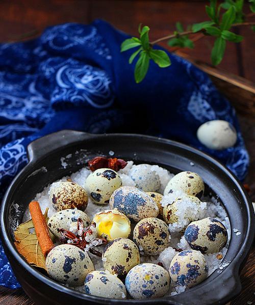 油炸稣皮鹌鹑蛋的做法是什么？步骤详解及常见问题解答？