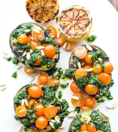 让你爱上健康的美味——圣女果鹰嘴豆泥色拉（以鹰嘴豆为主角）