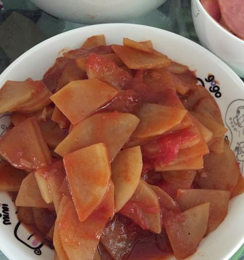 土豆辣椒西红柿的做法有哪些？如何做出美味的家常菜？