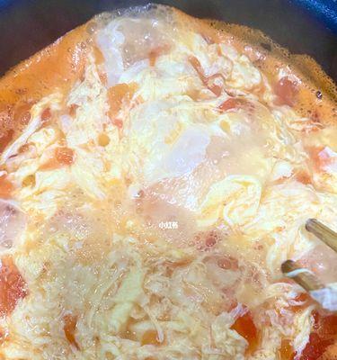 西红柿鸡蛋汤清汤版怎么做？有哪些步骤和技巧？  第2张