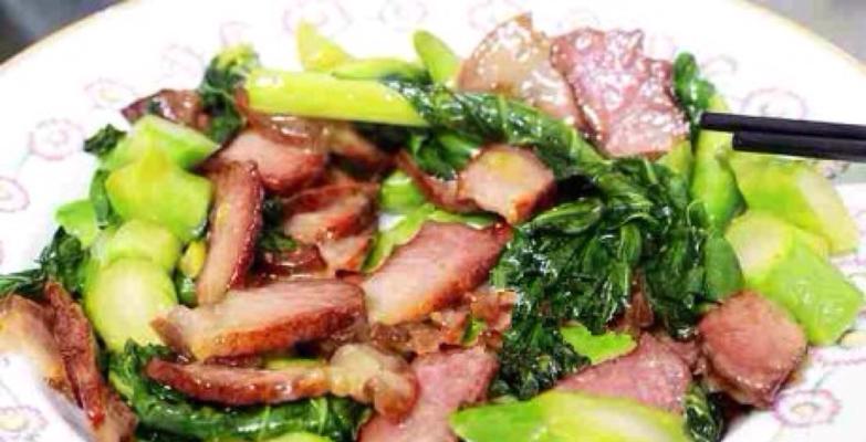 咸香芥蓝的美味秘密（如何制作咸香芥蓝）  第2张