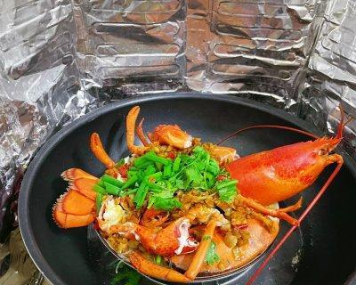 蒜蓉粉丝波士顿龙虾的美味制作（掌握正确做法）