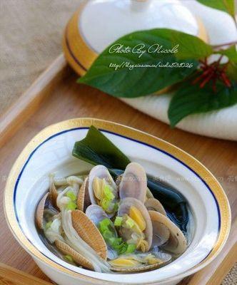 美味健康的以什锦蔬菜汤（让你健康无忧的营养汤谱）