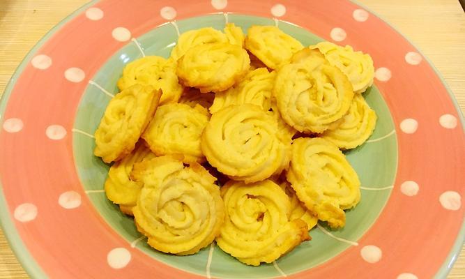如何在家轻松制作美味曲奇饼？曲奇饼制作常见问题解答？