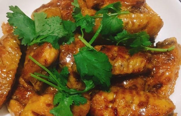 香蒜鸡翅的制作方法（口感鲜美）