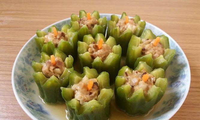 同甘共苦，酿出美味——苦瓜酿肉的做法（用苦瓜为肉添香）