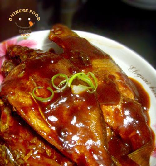 美味炸鲳鱼（传统烹饪技巧）